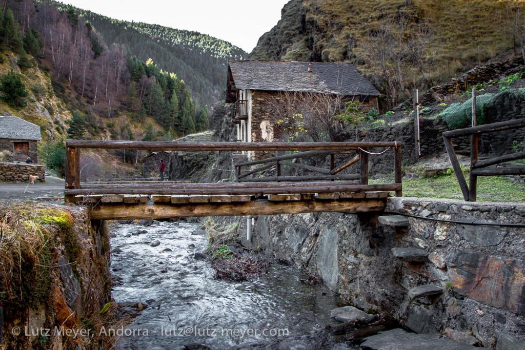 Apartaments Sort Pirineus Exterior photo